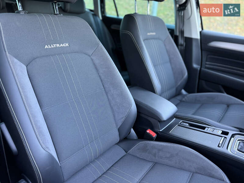 Универсал Volkswagen Passat Alltrack 2020 в Киеве