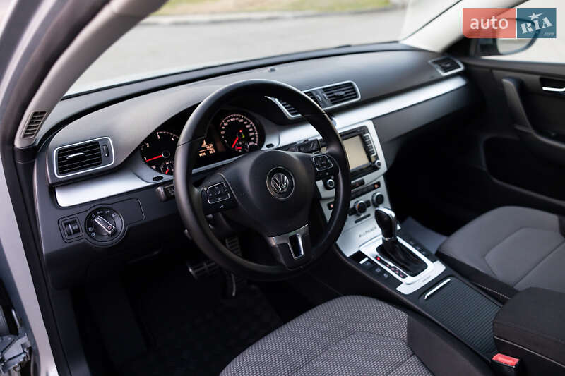 Универсал Volkswagen Passat Alltrack 2014 в Луцке