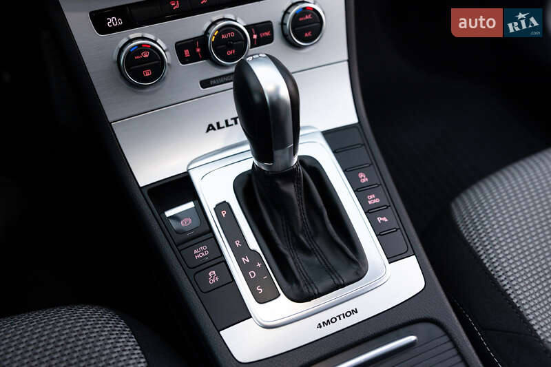 Универсал Volkswagen Passat Alltrack 2014 в Луцке