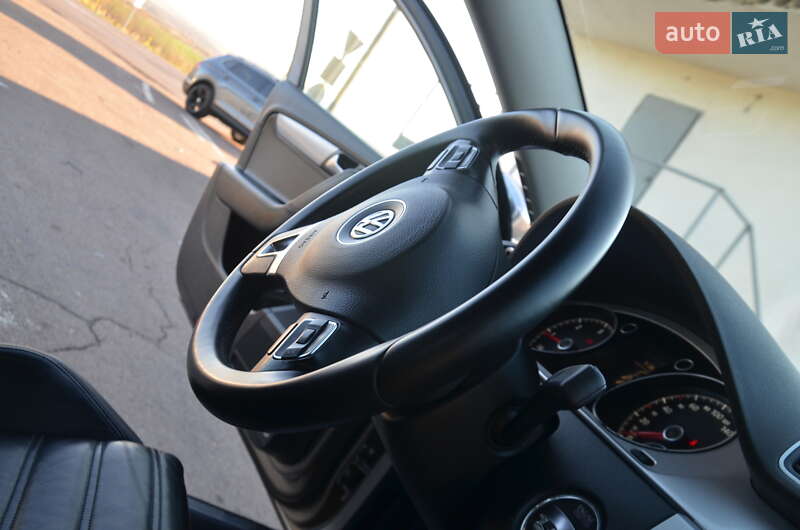 Универсал Volkswagen Passat Alltrack 2014 в Дрогобыче