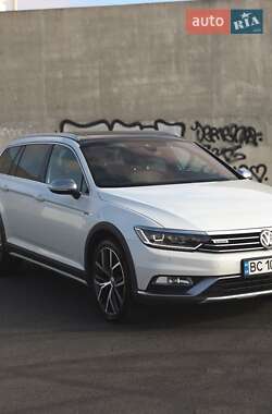 Универсал Volkswagen Passat Alltrack 2017 в Львове