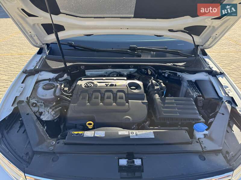 Універсал Volkswagen Passat Alltrack 2018 в Львові фото 52 Універсал Volkswagen Passat Alltrack 2018 в Львові