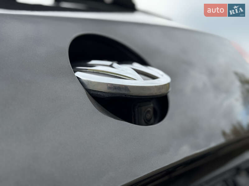 Универсал Volkswagen Passat Alltrack 2018 в Львове