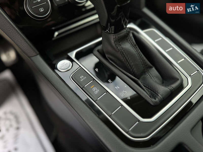 Универсал Volkswagen Passat Alltrack 2018 в Львове