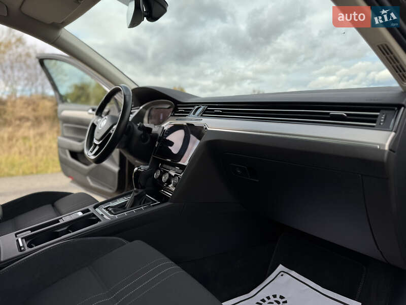 Универсал Volkswagen Passat Alltrack 2018 в Львове
