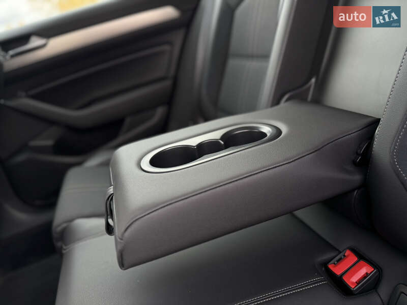 Универсал Volkswagen Passat Alltrack 2018 в Львове