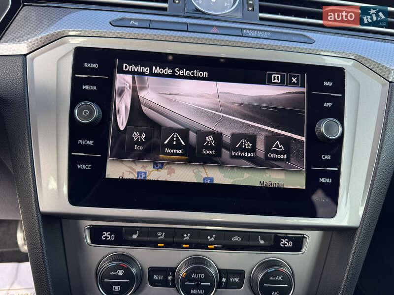 Универсал Volkswagen Passat Alltrack 2018 в Дубно