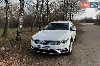 Универсал Volkswagen Passat Alltrack 2018 в Краснограде