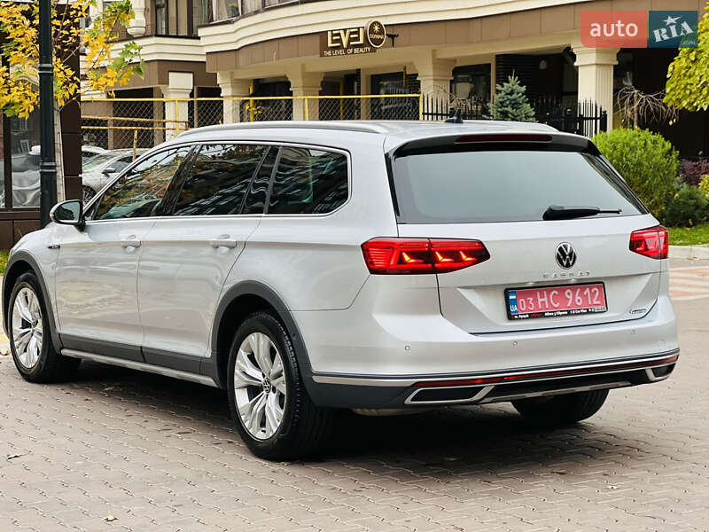 Универсал Volkswagen Passat Alltrack 2020 в Киеве фото 12 Универсал Volkswagen Passat Alltrack 2020 в Киеве