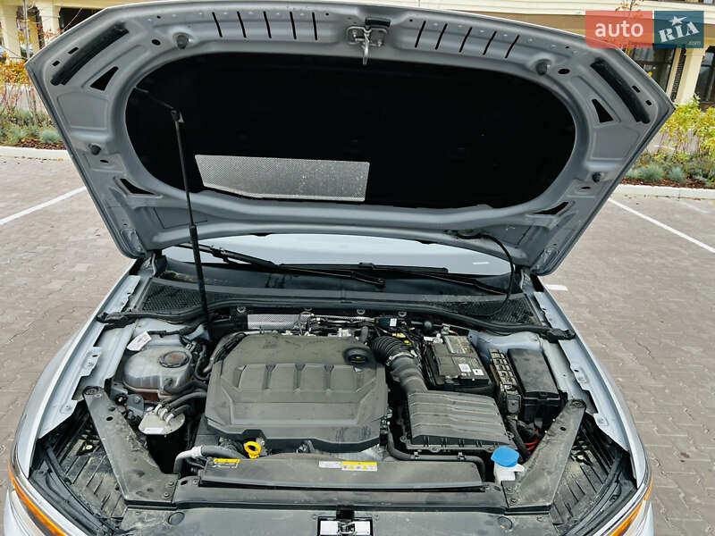 Универсал Volkswagen Passat Alltrack 2020 в Киеве фото 65 Универсал Volkswagen Passat Alltrack 2020 в Киеве