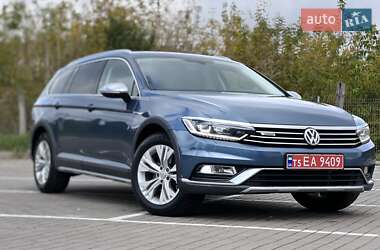 Универсал Volkswagen Passat Alltrack 2017 в Дубно