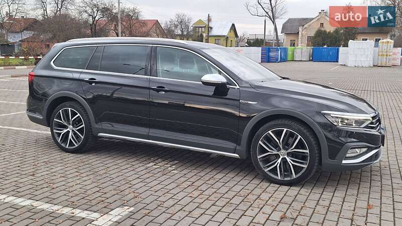 Универсал Volkswagen Passat Alltrack 2020 в Коломые