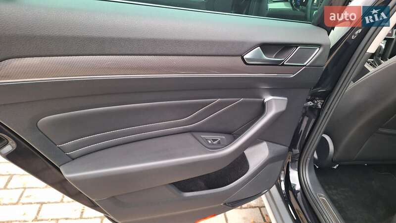 Универсал Volkswagen Passat Alltrack 2020 в Коломые