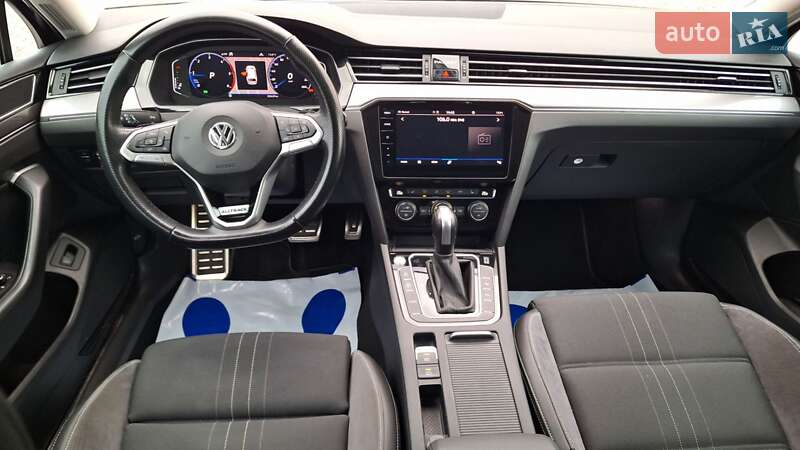 Универсал Volkswagen Passat Alltrack 2020 в Коломые