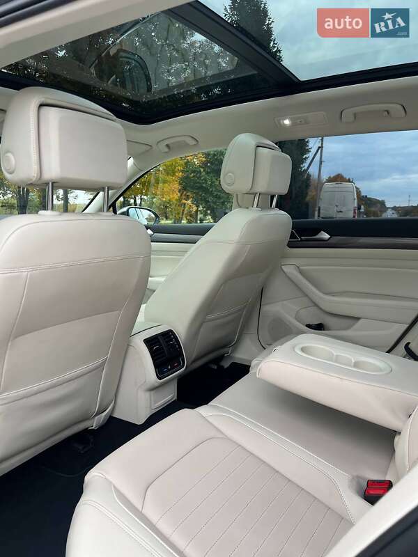 Универсал Volkswagen Passat Alltrack 2019 в Коломые фото 46 Универсал Volkswagen Passat Alltrack 2019 в Коломые