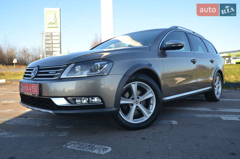 Універсал Volkswagen Passat Alltrack 2014 в Дрогобичі