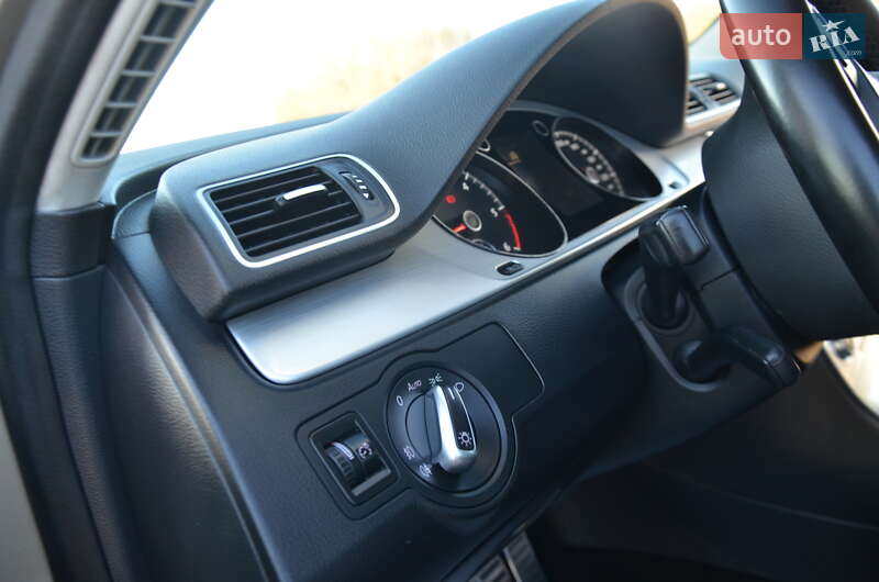 Універсал Volkswagen Passat Alltrack 2014 в Дрогобичі