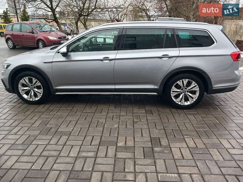 Универсал Volkswagen Passat Alltrack 2021 в Львове фото 4 Универсал Volkswagen Passat Alltrack 2021 в Львове
