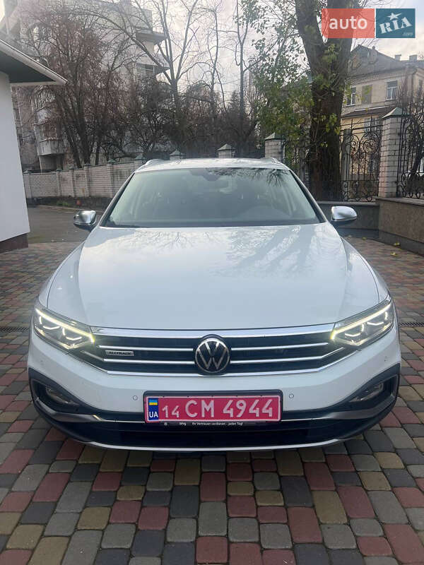 Универсал Volkswagen Passat Alltrack 2022 в Черкассах