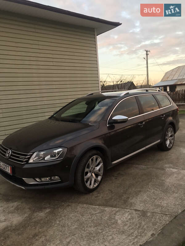 Універсал Volkswagen Passat Alltrack 2013 в Долині