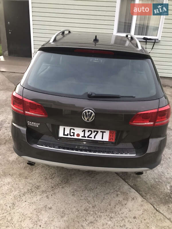 Універсал Volkswagen Passat Alltrack 2013 в Долині
