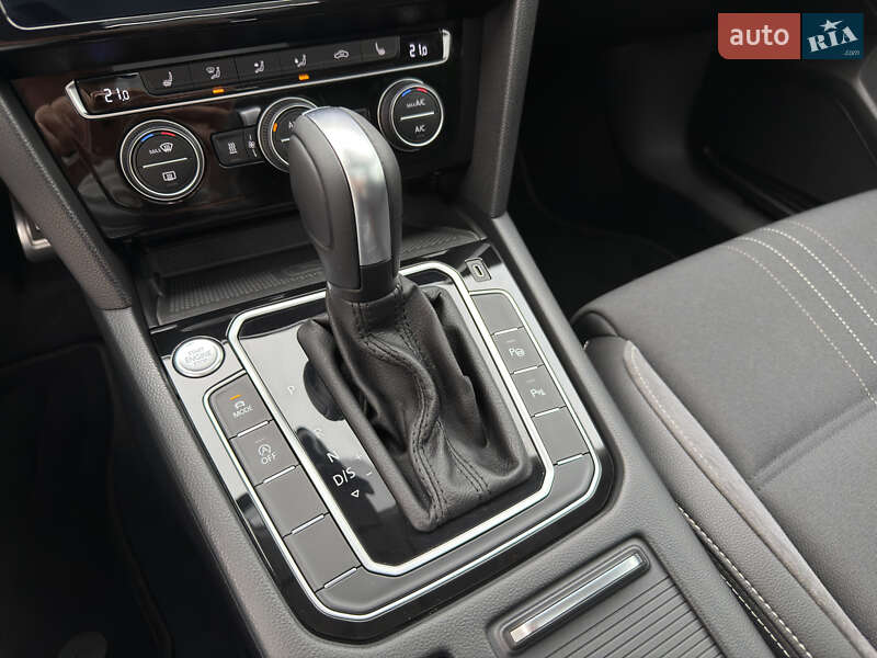 Универсал Volkswagen Passat Alltrack 2020 в Луцке фото 19 Универсал Volkswagen Passat Alltrack 2020 в Луцке