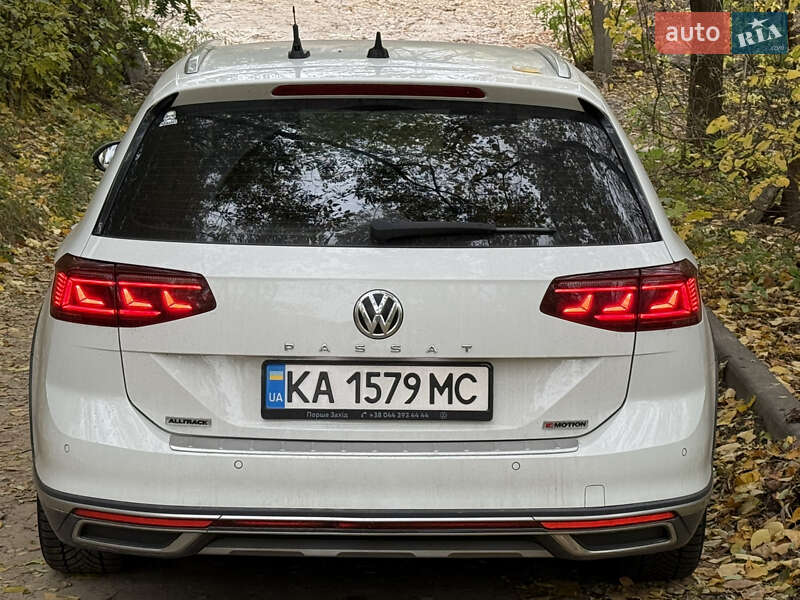 Универсал Volkswagen Passat Alltrack 2019 в Киеве фото 6 Универсал Volkswagen Passat Alltrack 2019 в Киеве
