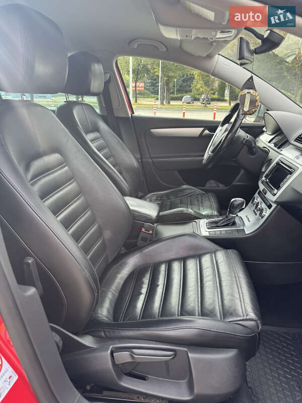 Универсал Volkswagen Passat Alltrack 2014 в Черкассах