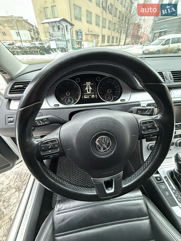 Універсал Volkswagen Passat Alltrack 2014 в Львові фото 25 Універсал Volkswagen Passat Alltrack 2014 в Львові
