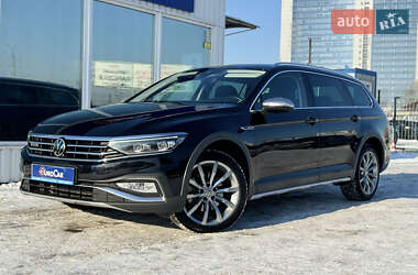 Универсал Volkswagen Passat Alltrack 2022 в Киеве