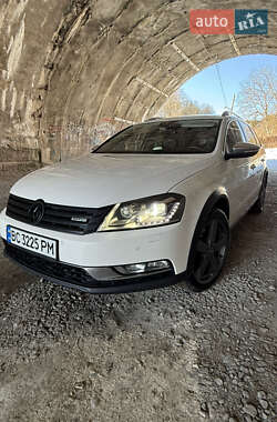 Универсал Volkswagen Passat Alltrack 2014 в Львове