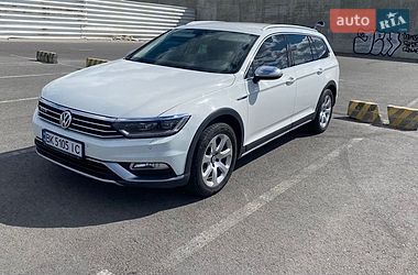 Універсал Volkswagen Passat Alltrack 2016 в Львові