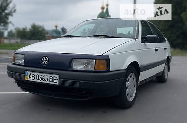 Седан Volkswagen Passat B3 1991 в Вінниці