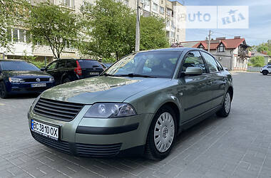 Седан Volkswagen Passat B5 2002 в Львове