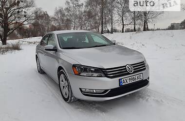Седан Volkswagen Passat B7 2015 в Харькове