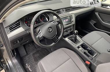 Универсал Volkswagen Passat B8 2016 в Днепре