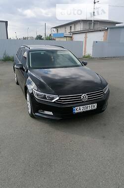 Универсал Volkswagen Passat B8 2014 в Киеве