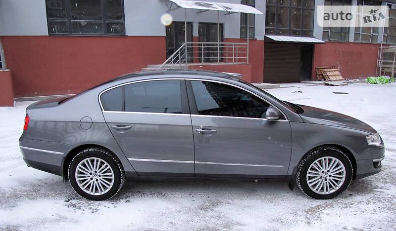Седан Volkswagen Passat 2006 в Киеве