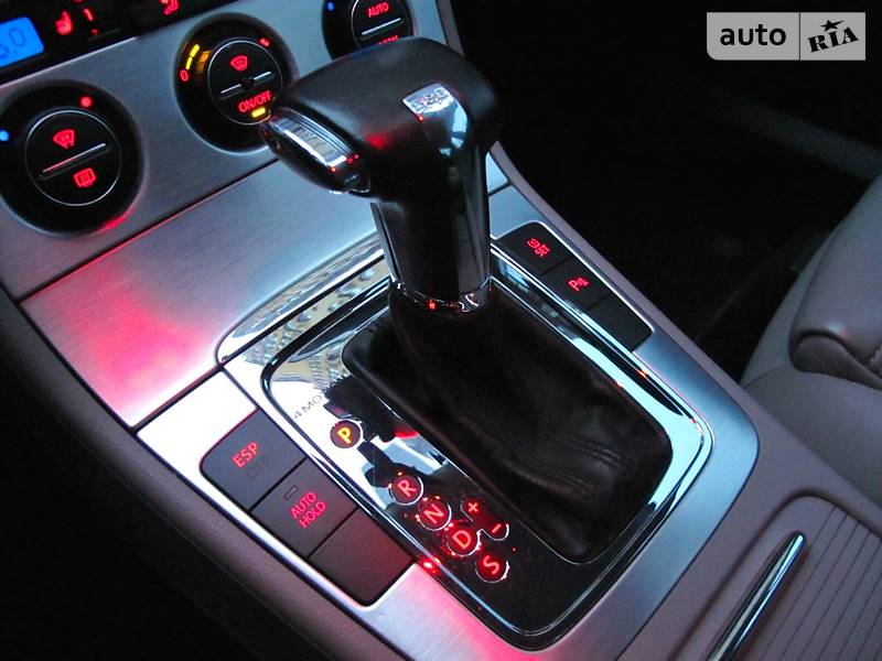 Седан Volkswagen Passat 2006 в Киеве