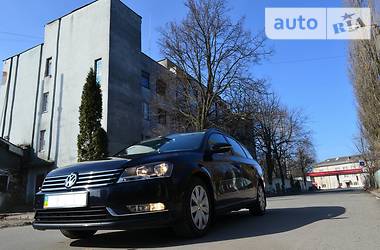 Универсал Volkswagen Passat 2011 в Хмельницком