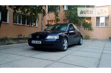 Седан Volkswagen Passat 1999 в Луганске