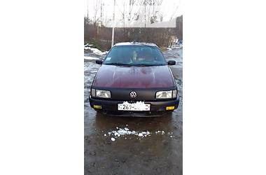 Седан Volkswagen Passat 1988 в Ивано-Франковске