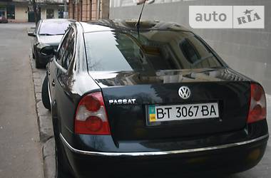Седан Volkswagen Passat 2005 в Одессе