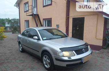 Седан Volkswagen Passat 1999 в Тернополе