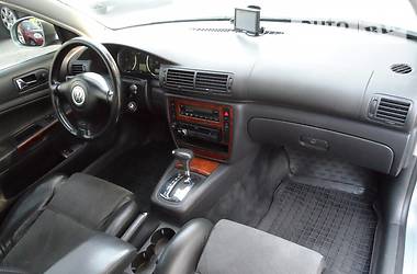 Седан Volkswagen Passat 2004 в Днепре