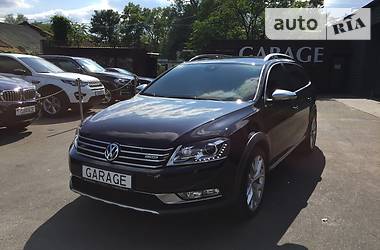 Универсал Volkswagen Passat 2016 в Киеве