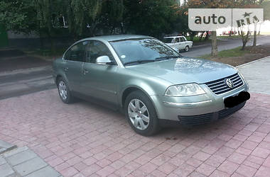 Седан Volkswagen Passat 2004 в Львове