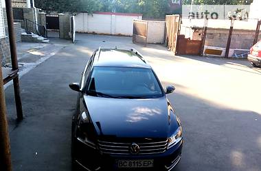 Универсал Volkswagen Passat 2011 в Киеве