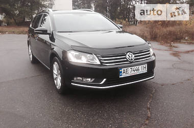 Универсал Volkswagen Passat 2011 в Новомосковске