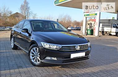 Седан Volkswagen Passat 2015 в Дрогобыче